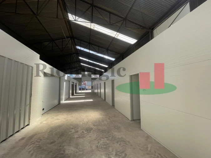 Armazém para Arrendamento em Rio Maior Foto 6