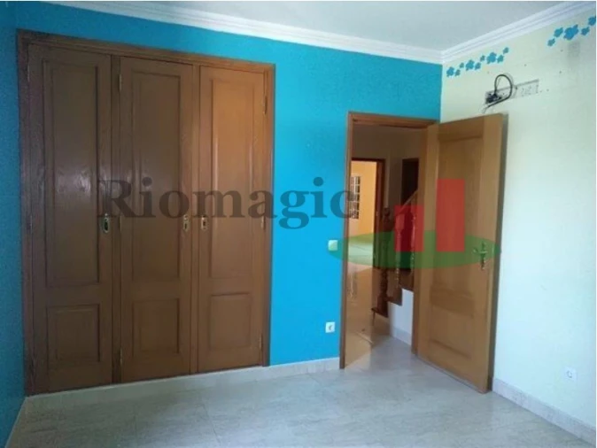 Moradia T3 para Venda em Benavente Foto 23