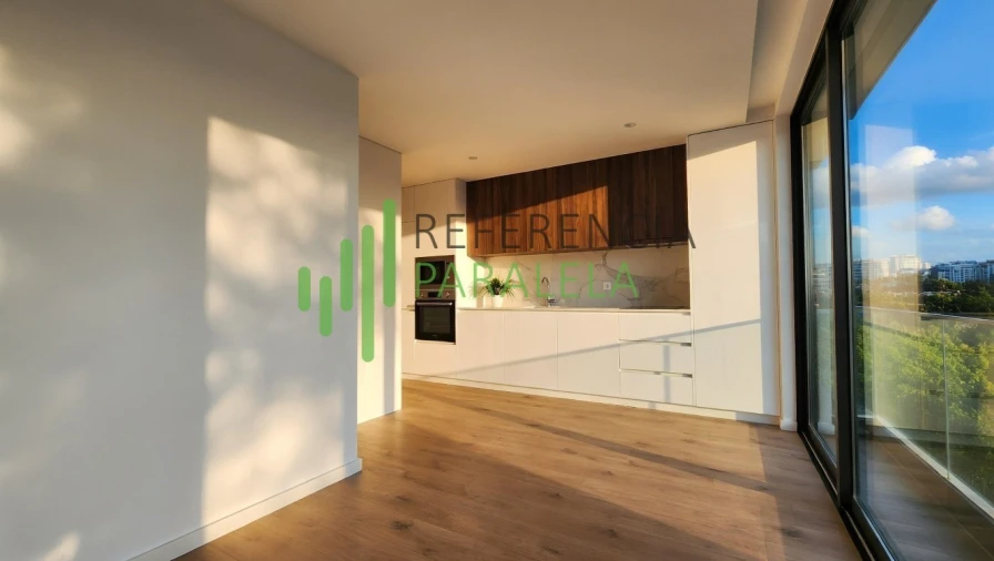 Apartamento T0 para Venda em São Mamede de Infesta e Senhora da Hora Foto 2