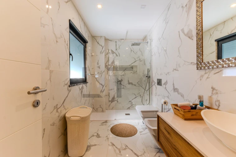 Moradia T4 para Venda em São Domingos de Rana Foto 27