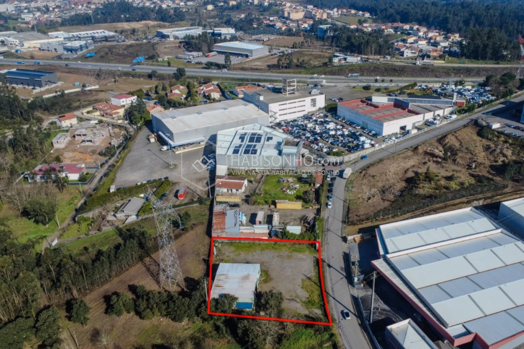 Terreno Comércio / Armazém para Venda em Recarei Foto 5