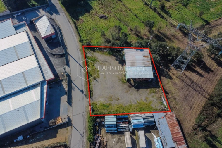 Terreno Comércio / Armazém para Venda em Recarei Foto 4