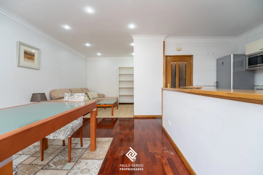 Apartamento T3 para Arrendamento em Espinho Foto 3