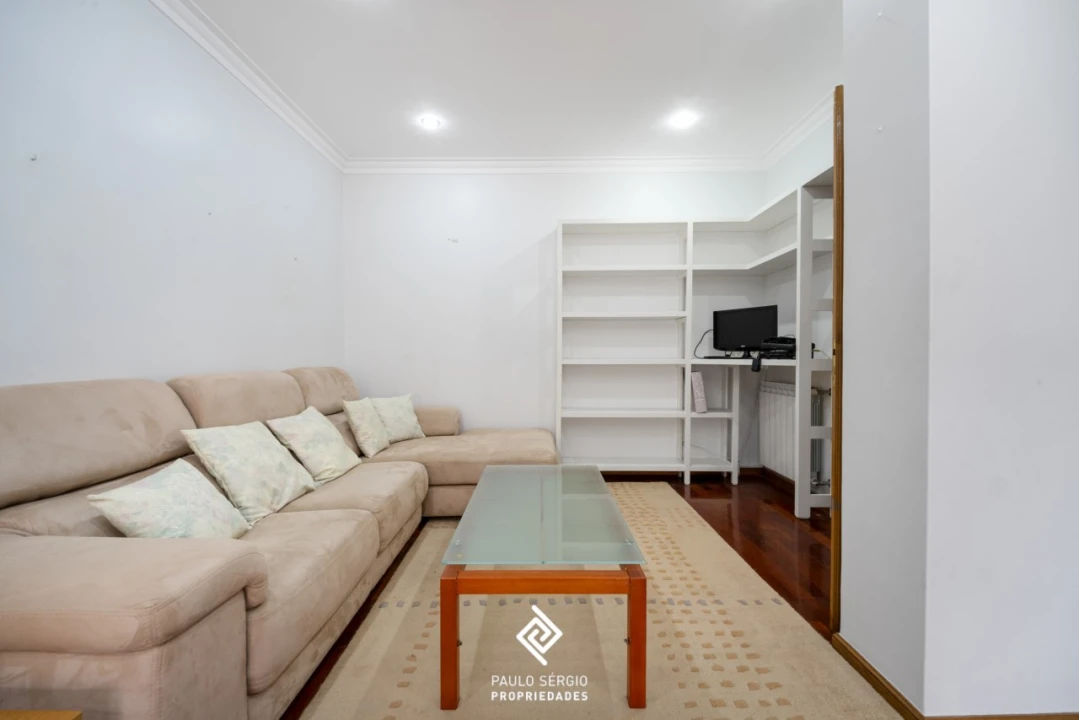 Apartamento T3 para Arrendamento em Espinho Foto 5