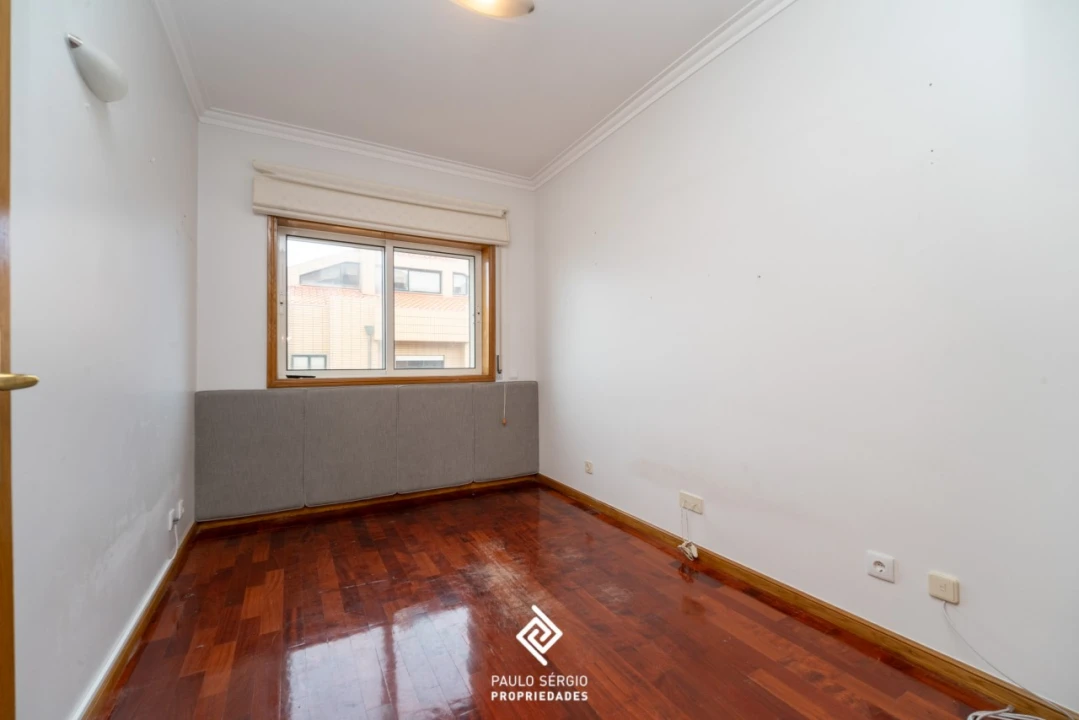 Apartamento T3 para Arrendamento em Espinho Foto 12