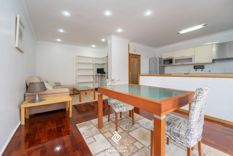 Apartamento T3 para Arrendamento em Espinho Foto 1