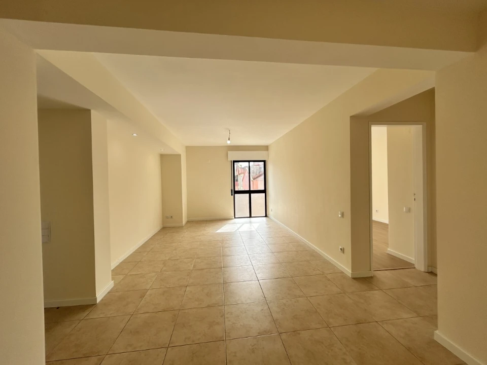 Apartamento T2 para Venda em Algueirão-Mem Martins Foto 9