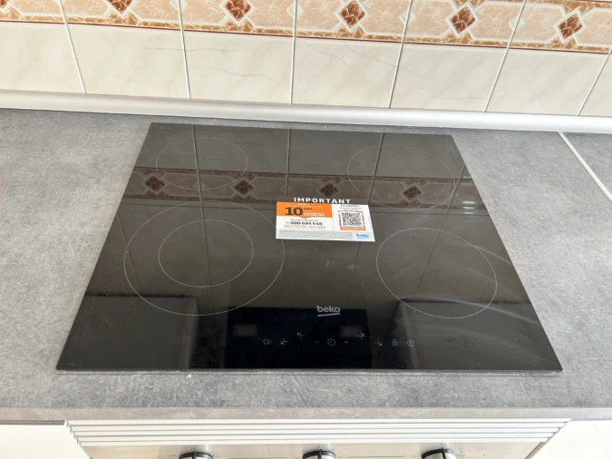 Apartamento T2 para Venda em Algueirão-Mem Martins Foto 5