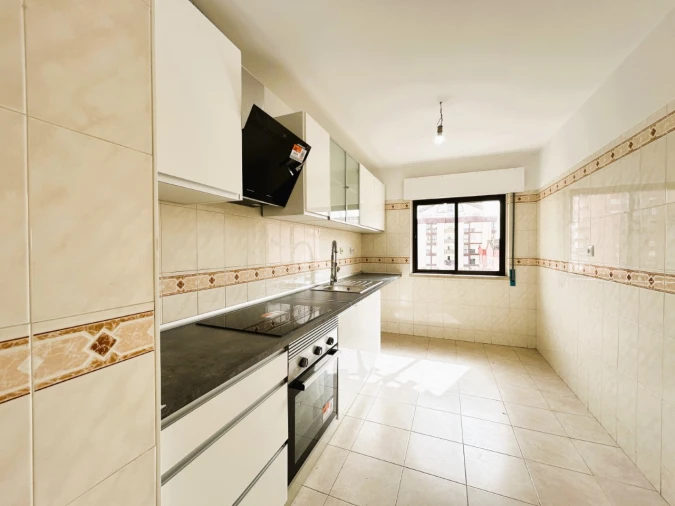 Apartamento T2 para Venda em Algueirão-Mem Martins