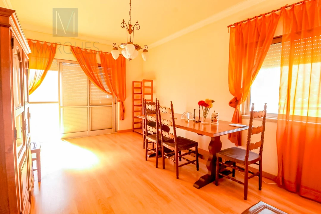 Apartamento T3 para Venda em Laranjeiro e Feijó Foto 25