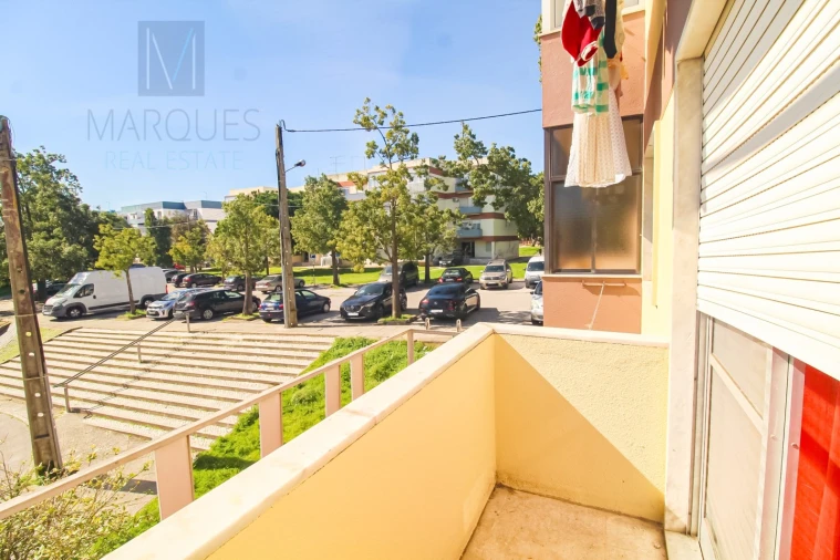 Apartamento T3 para Venda em Laranjeiro e Feijó Foto 6