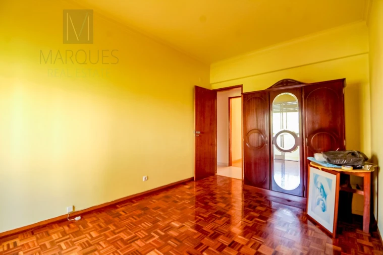 Apartamento T3 para Venda em Laranjeiro e Feijó Foto 17