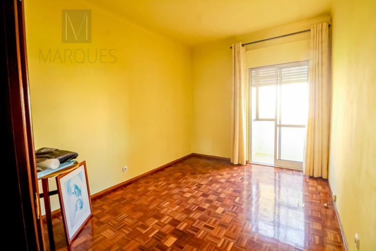 Apartamento T3 para Venda em Laranjeiro e Feijó Foto 18