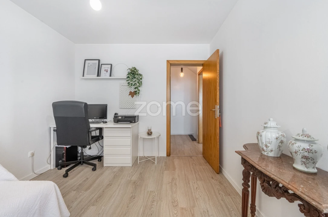 Apartamento T2 para Venda em Gulpilhares e Valadares Foto 15