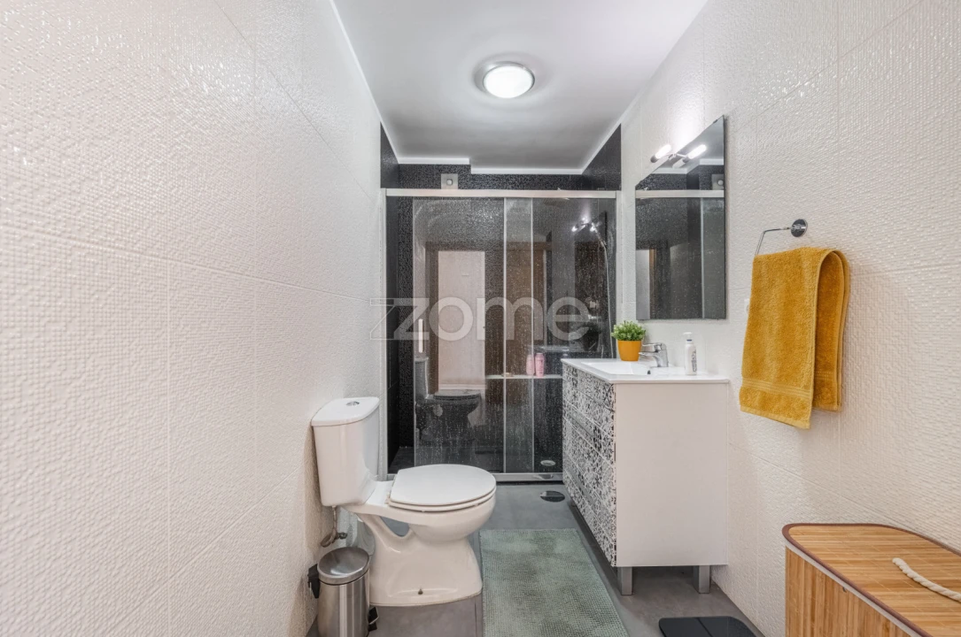 Apartamento T2 para Venda em Gulpilhares e Valadares Foto 13