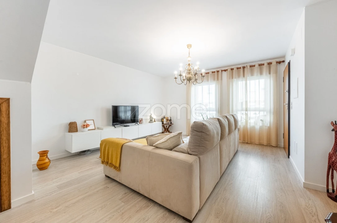 Apartamento T2 para Venda em Gulpilhares e Valadares Foto 3