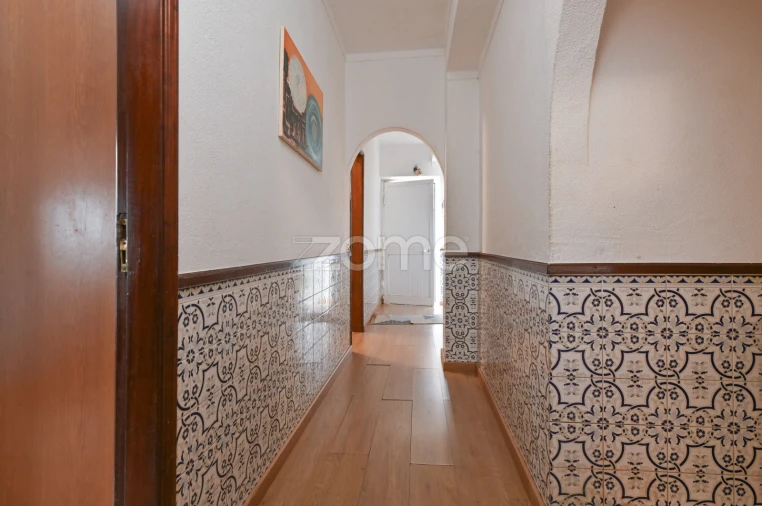 Moradia T6 para Venda em São Domingos de Rana Foto 9