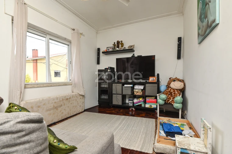 Moradia T6 para Venda em São Domingos de Rana Foto 22