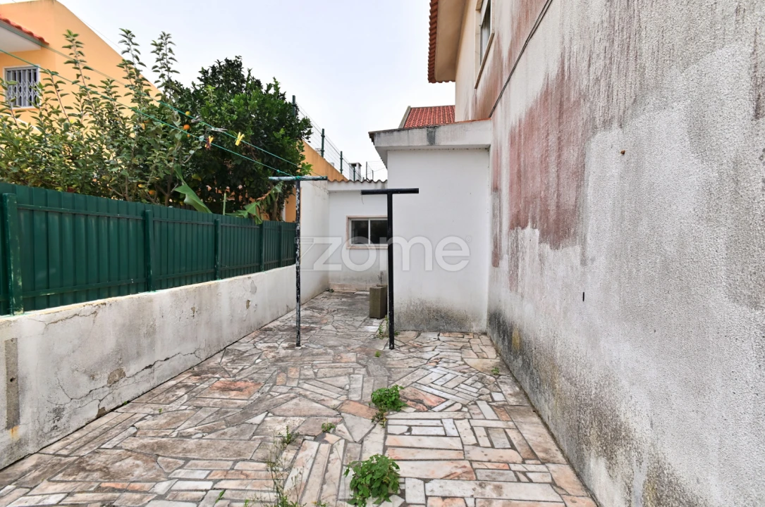 Moradia T6 para Venda em São Domingos de Rana Foto 7