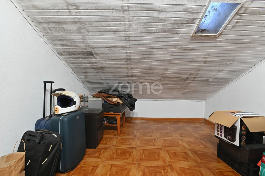 Moradia T6 para Venda em São Domingos de Rana Foto 36