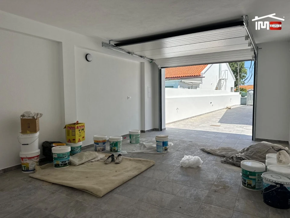 Moradia T4 para Venda em Atalaia e Alto Estanqueiro-Jardia Foto 15