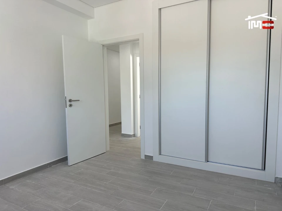 Moradia T4 para Venda em Atalaia e Alto Estanqueiro-Jardia Foto 16