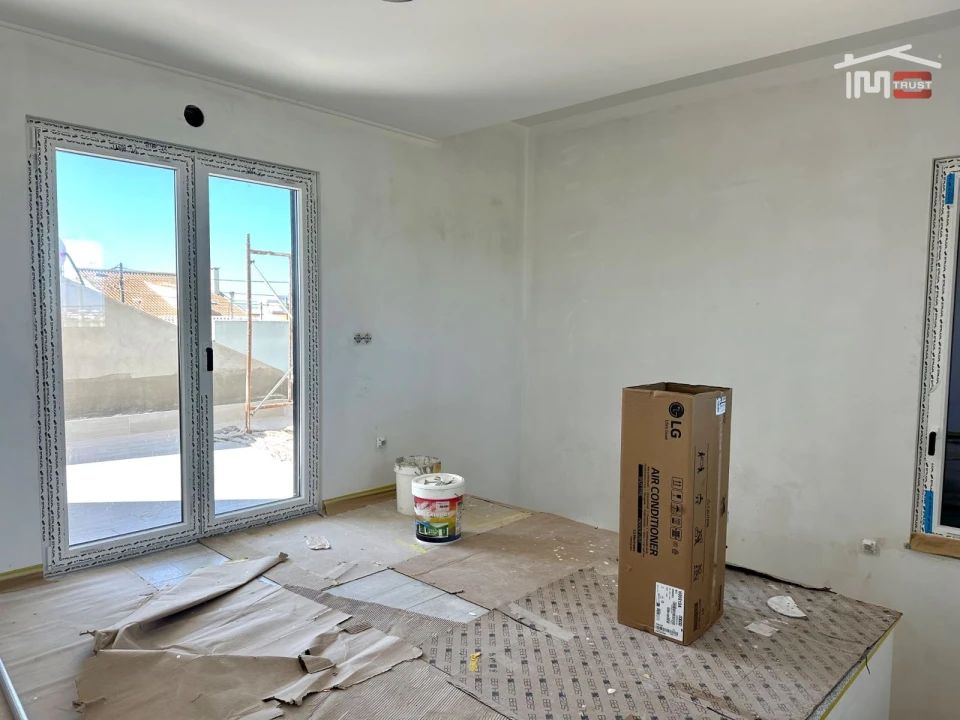 Moradia T4 para Venda em Atalaia e Alto Estanqueiro-Jardia Foto 27