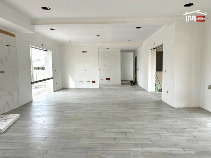 Moradia T4 para Venda em Atalaia e Alto Estanqueiro-Jardia Foto 7