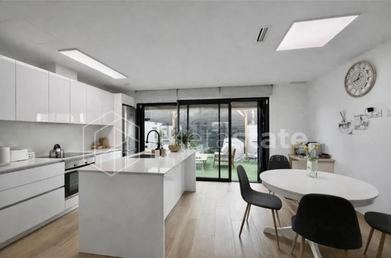 Apartamento T3 para Venda em São Domingos de Rana Foto 5