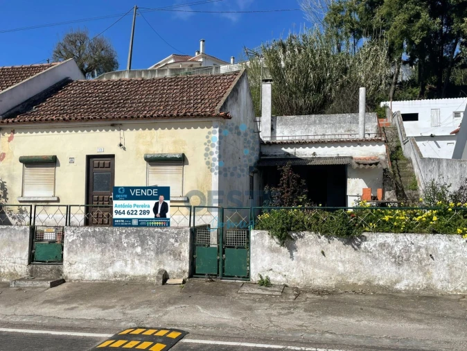 Moradia T3 para Venda em Bombarral e Vale Covo Foto 6