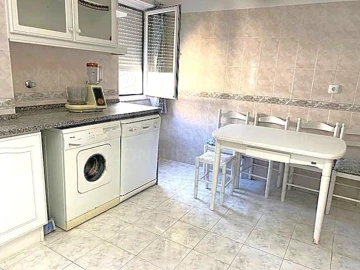 Apartamento T4 para Venda em Venteira