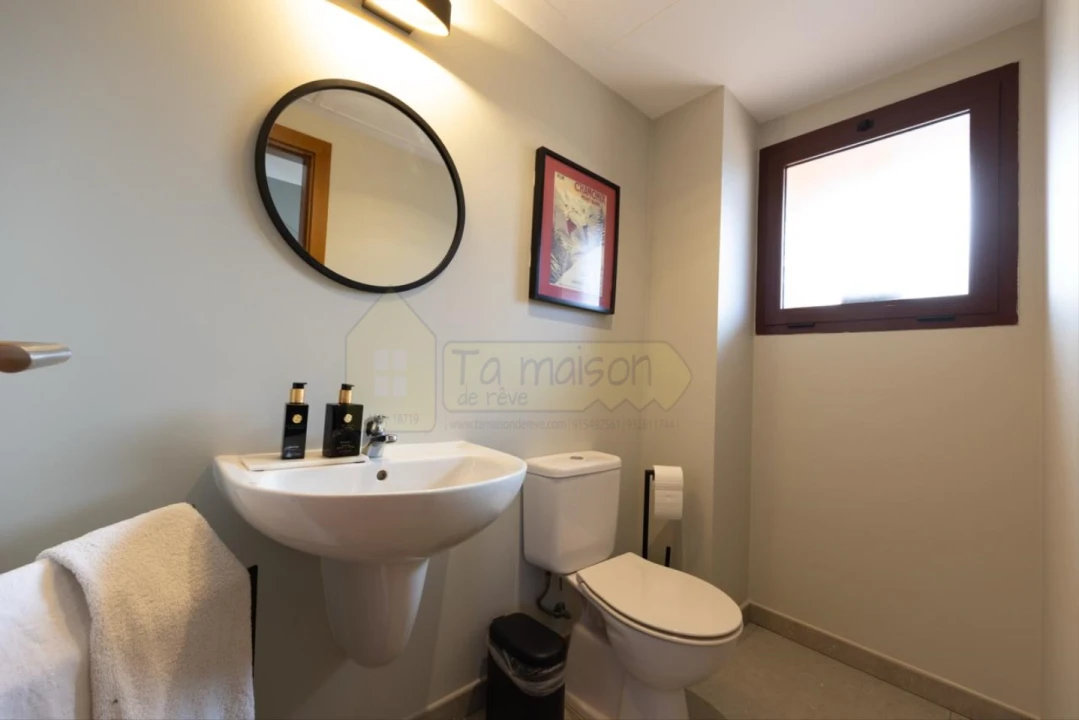 Moradia T3 para Venda em Quarteira Foto 11