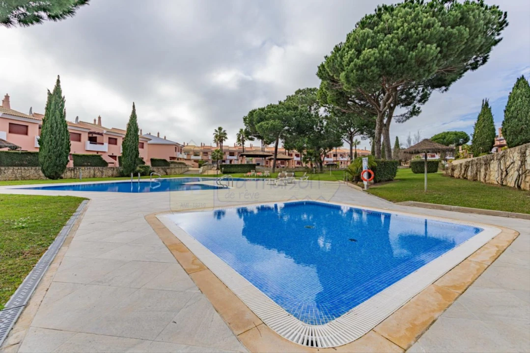 Moradia T3 para Venda em Quarteira Foto 45