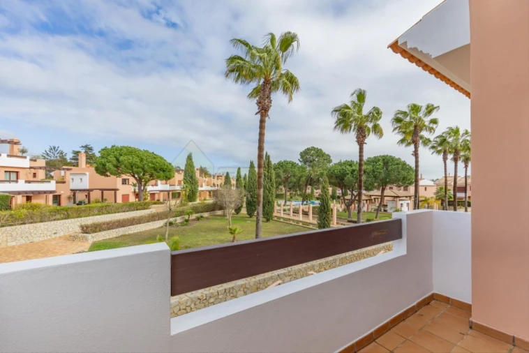 Moradia T3 para Venda em Quarteira Foto 30