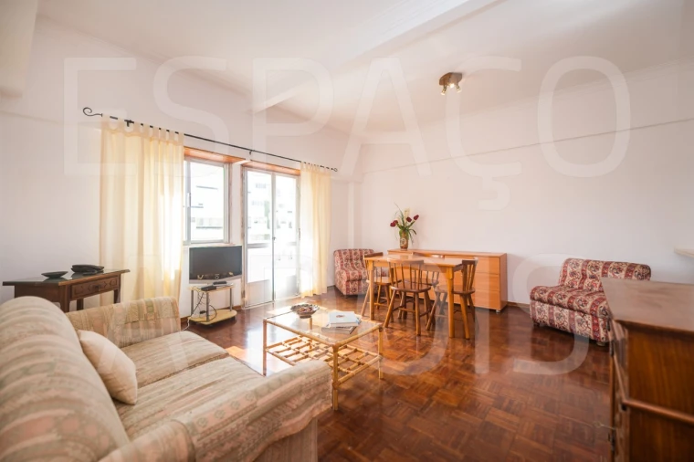 Apartamento T1 para Arrendamento em Costa da Caparica Foto 4