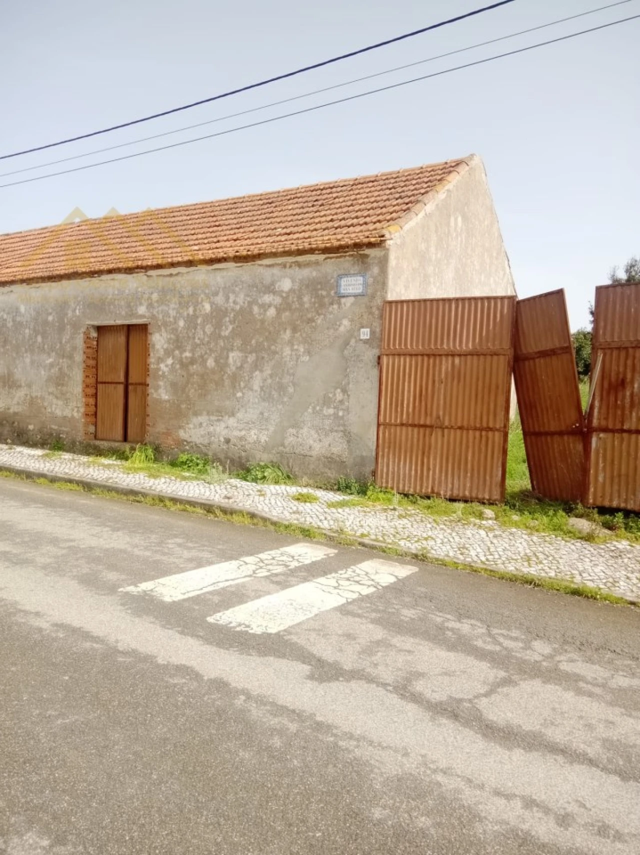 Armazém para Venda em Moita dos Ferreiros Foto 1