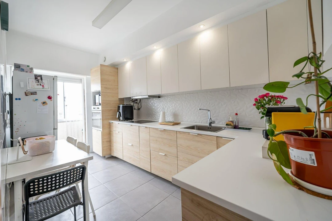 Apartamento T3 para Venda em Amora Foto 12