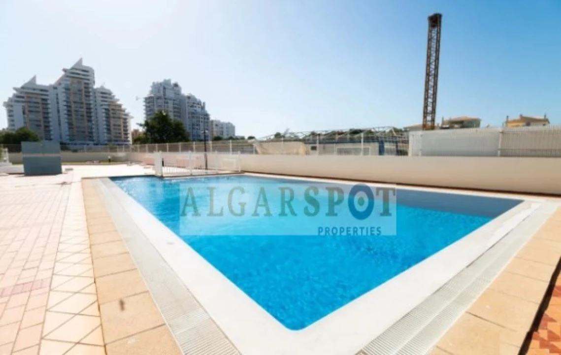 Apartamento T1 para Venda em Armação de Pera Foto 2