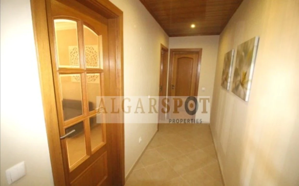 Apartamento T1 para Venda em Armação de Pera Foto 4