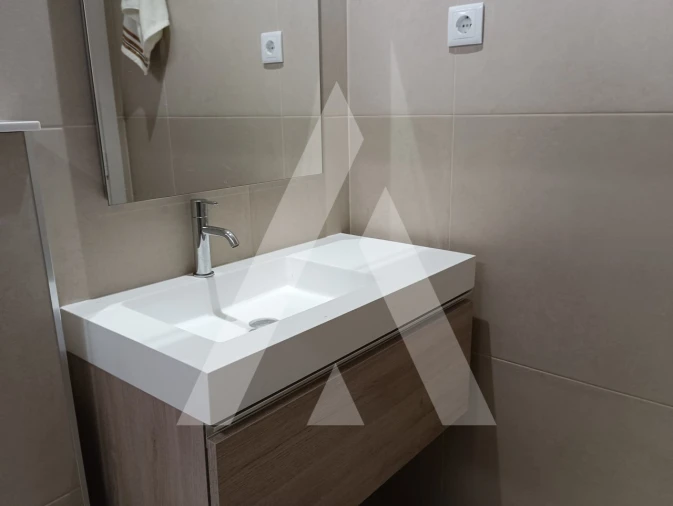 Apartamento T3 para Arrendamento em Sé Nova, Santa Cruz, Almedina e São Bartolomeu Foto 26