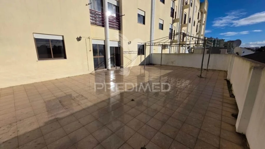 Apartamento T3 para Venda em Gambia-Pontes-Alto da Guerra Foto 1