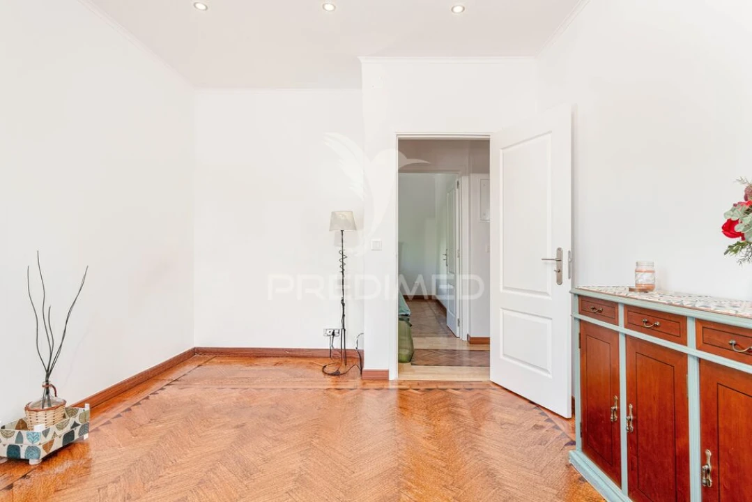 Apartamento T1 para Venda em Laranjeiro e Feijó Foto 16