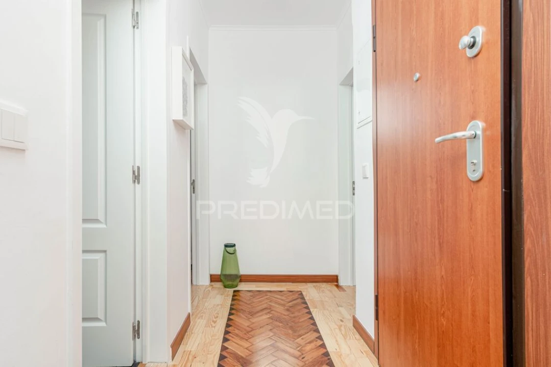 Apartamento T1 para Venda em Laranjeiro e Feijó Foto 20