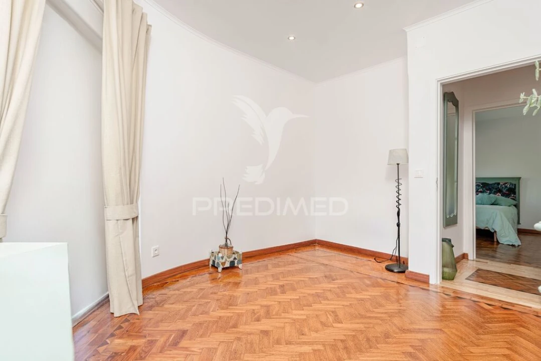 Apartamento T1 para Venda em Laranjeiro e Feijó Foto 13