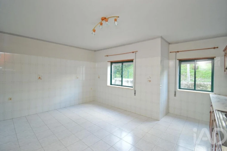 Apartamento T2 para Venda em Condeixa-A-Velha e Condeixa-A-Nova Foto 27