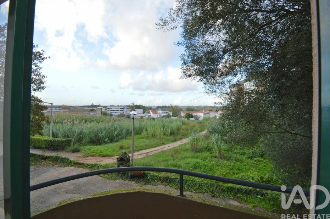 Apartamento T2 para Venda em Condeixa-A-Velha e Condeixa-A-Nova Foto 23