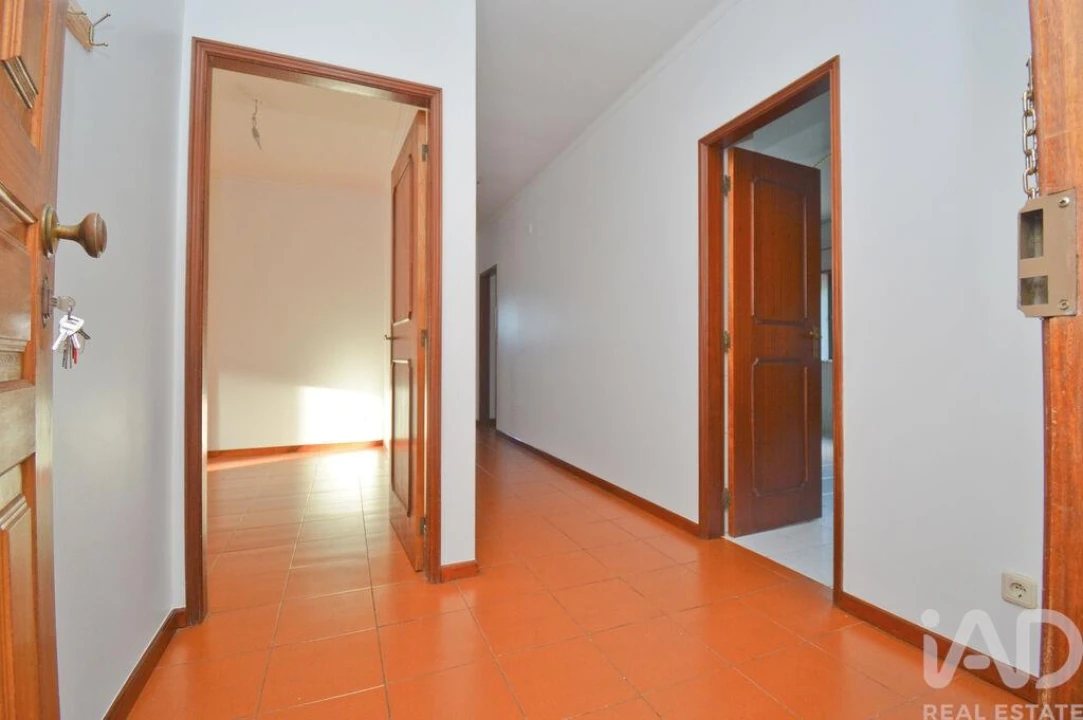 Apartamento T2 para Venda em Condeixa-A-Velha e Condeixa-A-Nova Foto 7