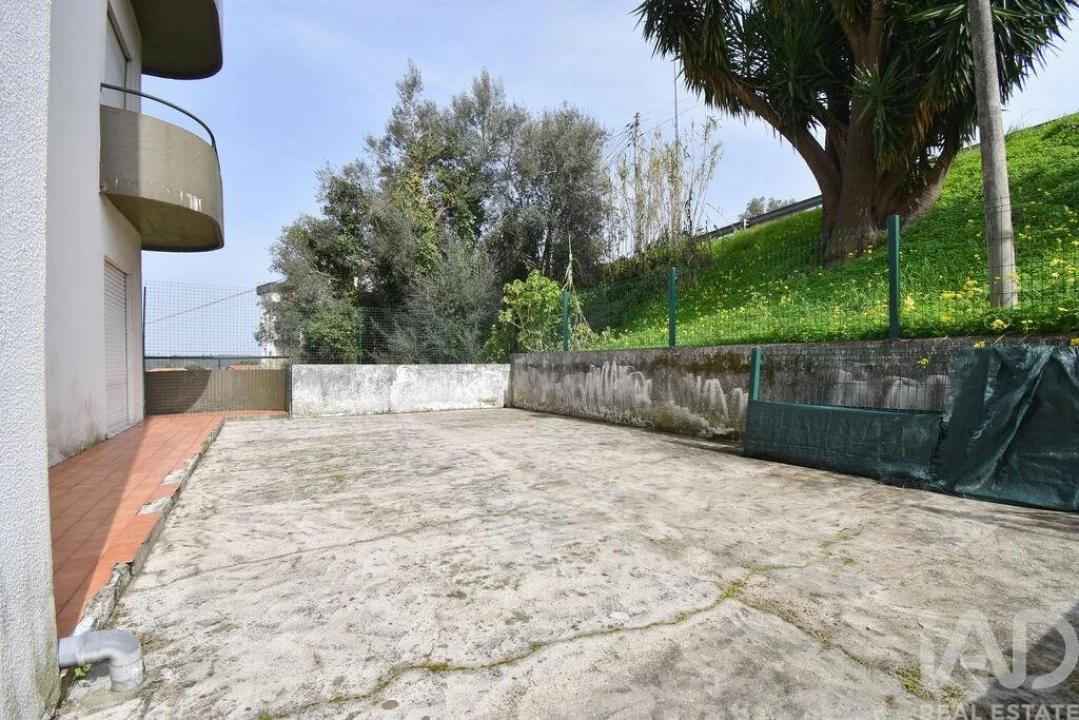 Apartamento T2 para Venda em Condeixa-A-Velha e Condeixa-A-Nova Foto 6