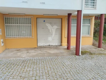 Garagem para Venda em Ribeira de Nisa e Carreiras