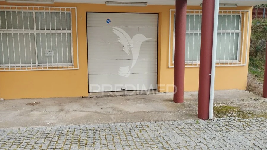 Garagem para Venda em Ribeira de Nisa e Carreiras